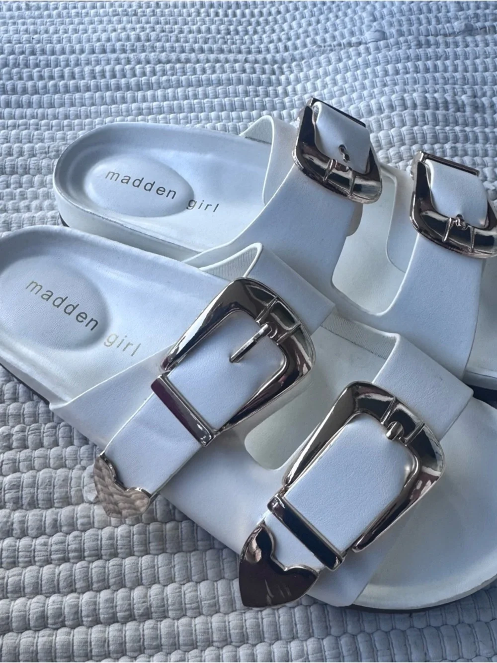 Steve Madden White Double Buckle Slide Sandals Size 6
